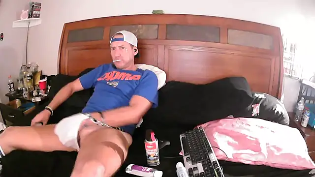 Snapshot of Obi-Spun-Kenobi chatting on 10/12/25, 09:08 Obi-Spun-Kenobi online show from 10/12/25, 09:08