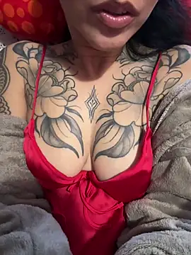 Snapshot of Nadiasexy chatting on 03/08/26, 03:49 Nadiasexy online show from 03/08/26, 03:49