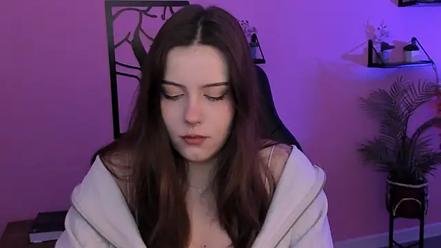 CoralineKeyns online show from 03/06/25, 05:14