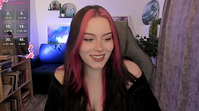 Snapshot of CoralineKeyns chatting on 04/09/26, 05:29 CoralineKeyns online show from 04/09/26, 05:29