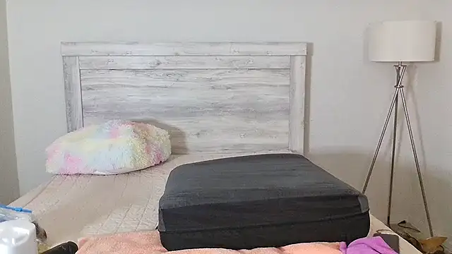 Carmen Cream online show from 02/11/26, 05:29