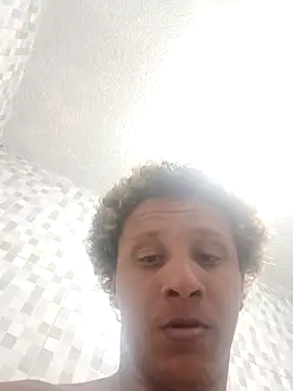 Snapshot of Nicolaskribeiro chatting on 11/28/25, 10:12 Nicolaskribeiro online show from 11/28/25, 10:12