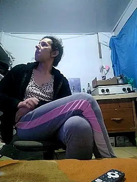 Cameron puppy online show from 03/06/25, 04:52