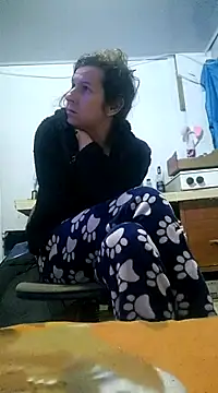 Cameron puppy online show from 03/06/25, 07:57