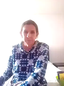 Cameron puppy online show from 10/11/25, 05:55