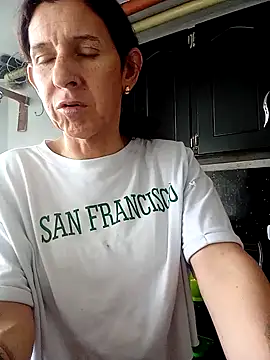 Cameron puppy online show from 11/25/25, 08:31