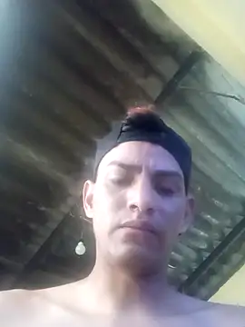 Snapshot of dantero chatting on 12/04/25, 05:32 dantero online show from 12/04/25, 05:32