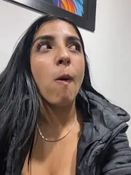 Snapshot of sofia_martin chatting on 03/28/26, 08:03 sofia martin online show from 03/28/26, 08:03