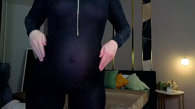 katy  moonj online show from 10/19/25, 01:06