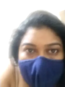 indianlisa5 online show from 11/28/25, 08:44