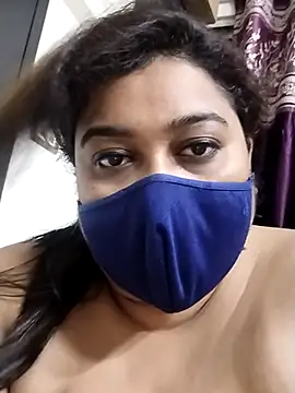 indianlisa5 online show from 04/15/26, 09:59