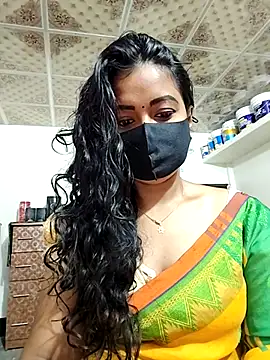 Snapshot of Dil-Ka-Radhika chatting on 10/26/25, 01:11 Dil-Ka-Radhika online show from 10/26/25, 01:11