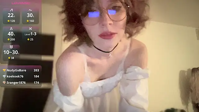 Snapshot of ms_christiana chatting on 11/14/25, 09:46 ms christiana online show from 11/14/25, 09:46