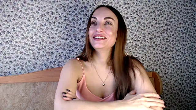 Snapshot of Tinadream20 chatting on 11/08/25, 09:53 Tinadream20 online show from 11/08/25, 09:53