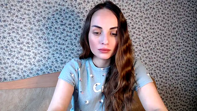 Snapshot of Tinadream20 chatting on 02/13/26, 06:53 Tinadream20 online show from 02/13/26, 06:53