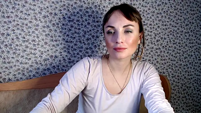 Snapshot of Tinadream20 chatting on 04/16/26, 07:09 Tinadream20 online show from 04/16/26, 07:09