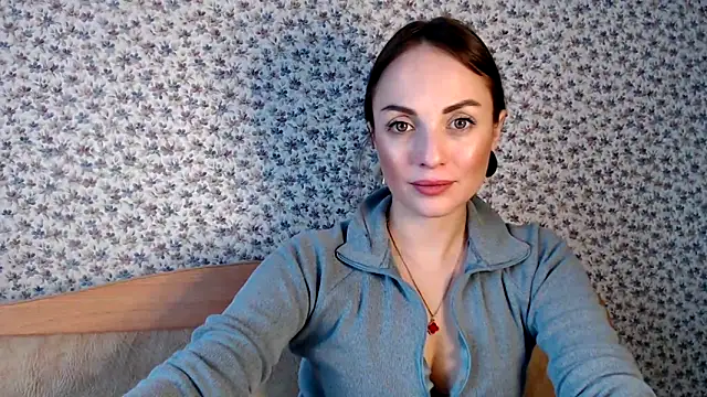 Snapshot of Tinadream20 chatting on 04/19/26, 08:13 Tinadream20 online show from 04/19/26, 08:13