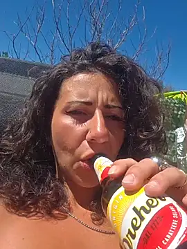 Snapshot of Concy_de_ chatting on 04/24/26, 11:45 Concy de online show from 04/24/26, 11:45