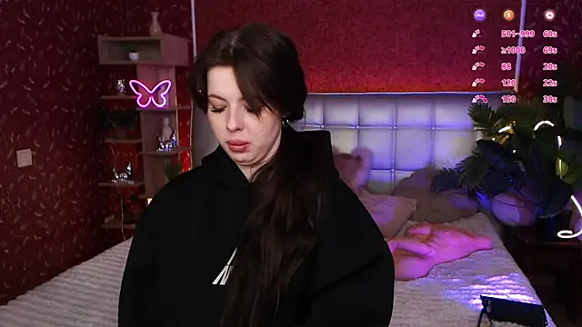 Snapshot of JulieHeets chatting on 01/21/25, 09:46 JulieHeets online show from 01/21/25, 09:46