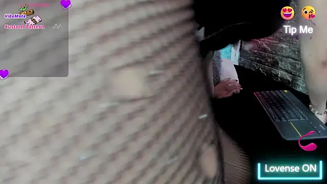 Cloee66 online show from 11/10/25, 05:45