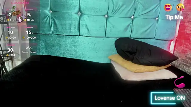 Cloee66 online show from 12/03/25, 06:50