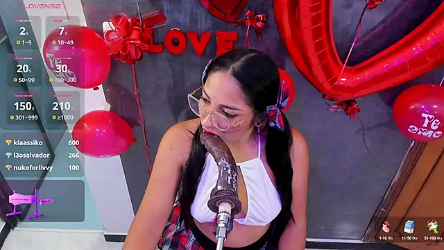 Snapshot of sweetyblowjob1 chatting on 02/14/25, 11:53 sweetyblowjob1 online show from 02/14/25, 11:53