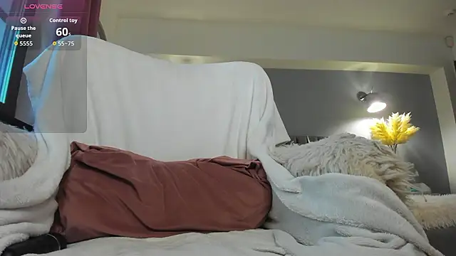 Awesome Jolie online show from 03/12/26, 05:13