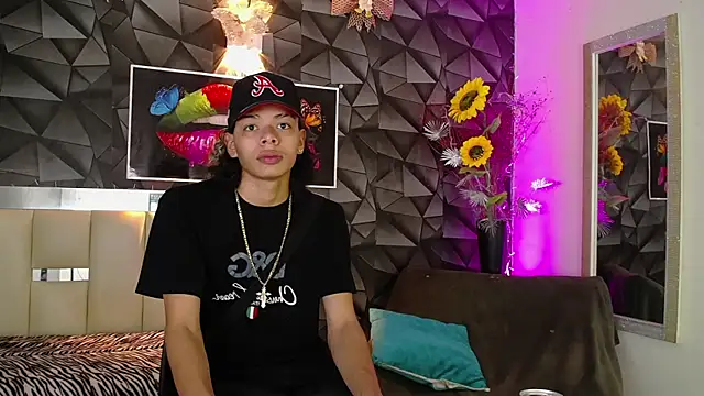 Harry jhonsson online show from 12/28/24, 10:23