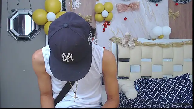 Snapshot of Harry_jhonsson chatting on 11/25/25, 09:48 Harry jhonsson online show from 11/25/25, 09:48