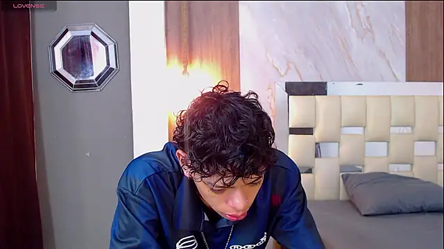 Snapshot of Harry_jhonsson chatting on 03/08/26, 09:07 Harry jhonsson online show from 03/08/26, 09:07