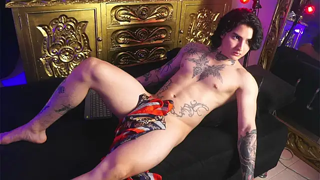 dantecoppolaa  online show from 12/17/24, 02:44