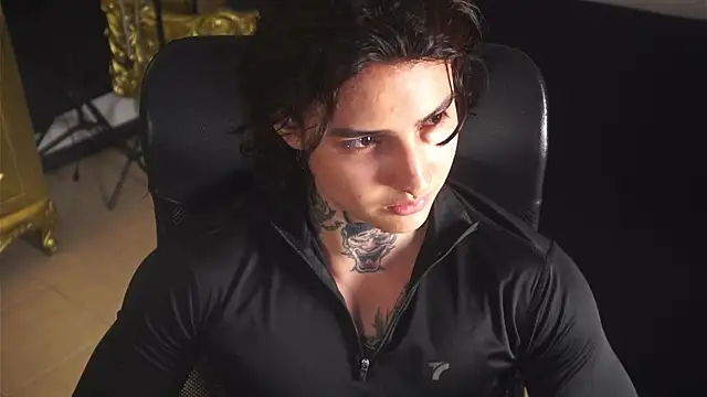 dantecoppolaa  online show from 02/27/25, 12:21