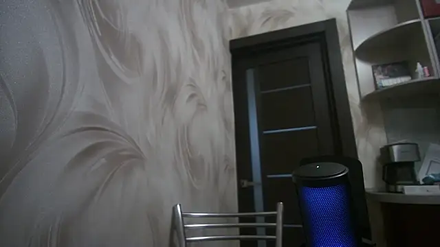 Snapshot of MoorderxDoll chatting on 12/24/24, 09:33 MoorderxDoll online show from 12/24/24, 09:33