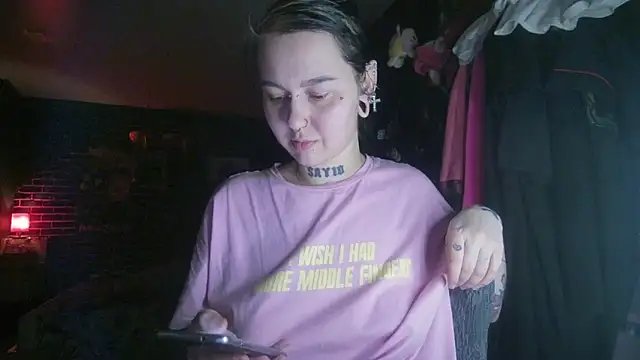 Snapshot of MoorderxDoll chatting on 01/31/25, 07:40 MoorderxDoll online show from 01/31/25, 07:40