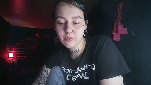 Snapshot of MoorderxDoll chatting on 03/16/25, 03:06 MoorderxDoll online show from 03/16/25, 03:06