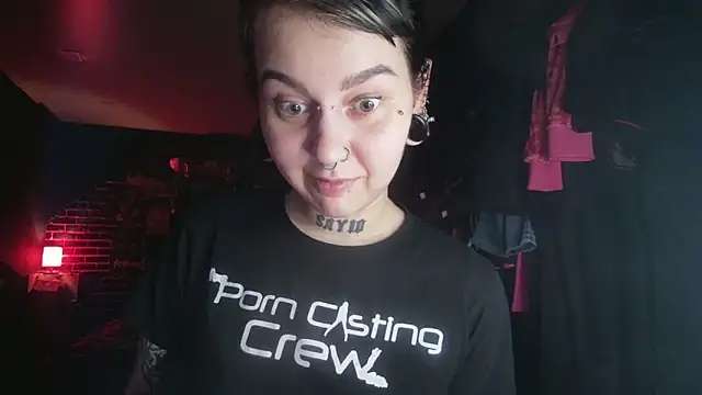 Snapshot of MoorderxDoll chatting on 03/16/25, 06:12 MoorderxDoll online show from 03/16/25, 06:12