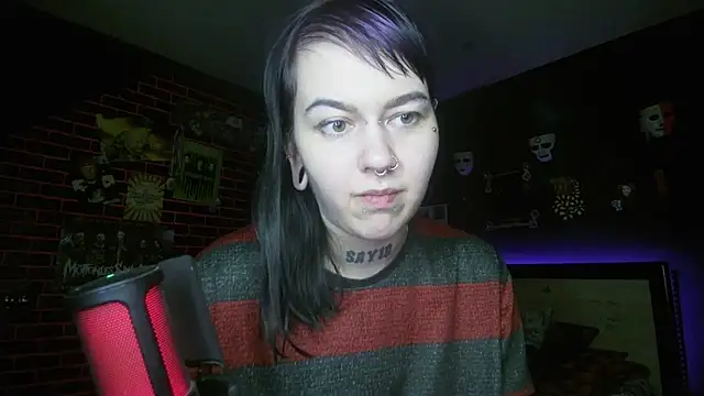 Snapshot of MoorderxDoll chatting on 11/23/25, 07:35 MoorderxDoll online show from 11/23/25, 07:35