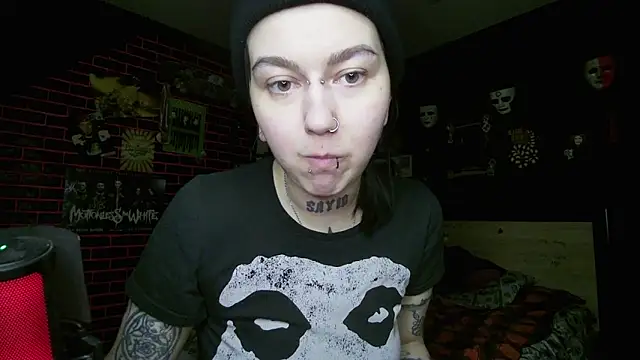 MoorderxDoll online show from 04/12/26, 09:53