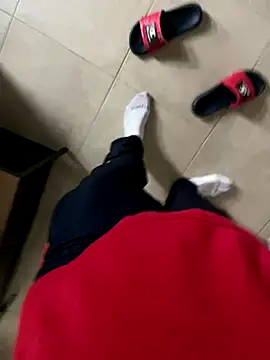 Snapshot of sunsylvain chatting on 10/26/25, 02:34 sunsylvain online show from 10/26/25, 02:34