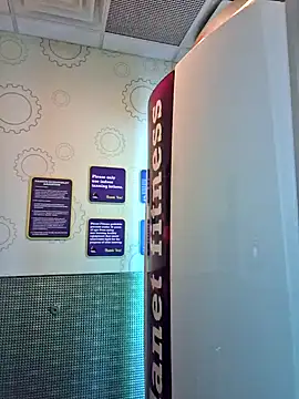 John19893 online show from 01/12/25, 04:40