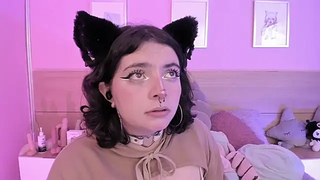 Sachi Meow online show from 03/02/25, 06:40