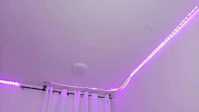 Snapshot of Sachi_Meow chatting on 04/06/26, 11:44 Sachi Meow online show from 04/06/26, 11:44