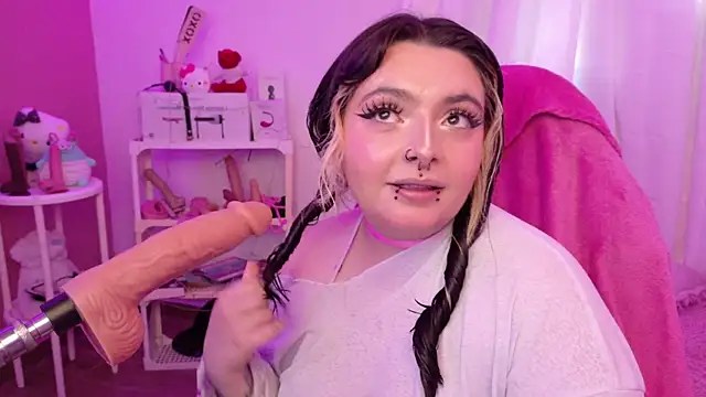 Snapshot of Sachi_Meow chatting on 04/13/26, 07:08 Sachi Meow online show from 04/13/26, 07:08