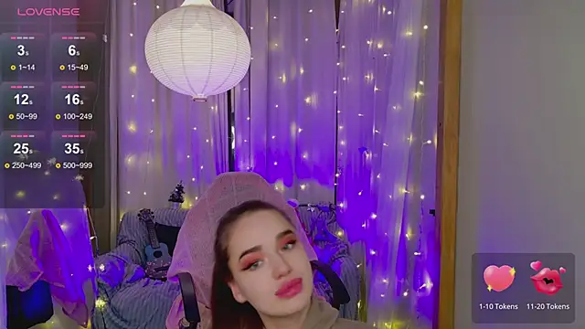 LovelyJessie online show from 12/25/24, 05:47