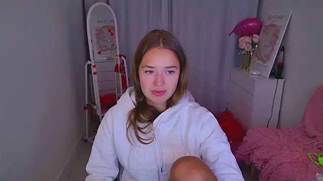 LovelyJessie online show from 02/18/26, 01:40