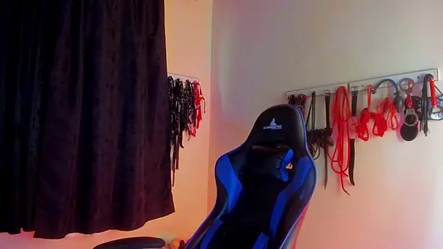 scarlet-kennedy98 online show from 10/14/25, 10:10