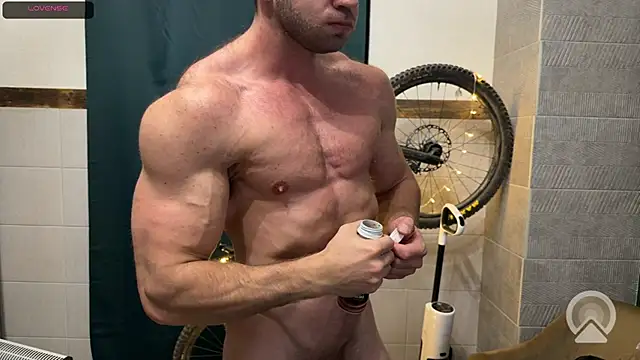 Snapshot of ericeric507 chatting on 02/26/26, 04:50 ericeric507 online show from 02/26/26, 04:50