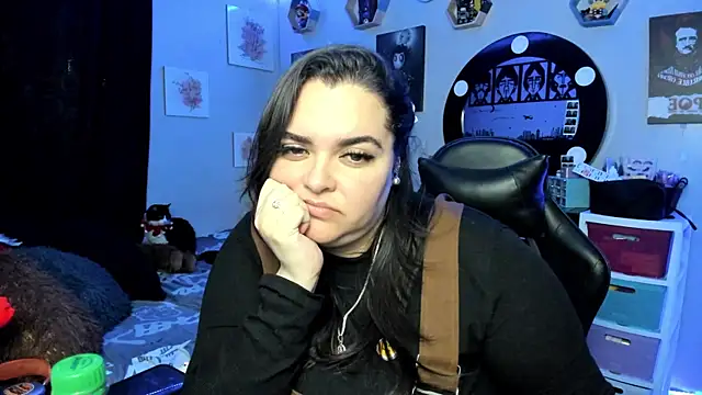 Snapshot of Luise_Meyrink chatting on 11/26/25, 03:18 Luise Meyrink online show from 11/26/25, 03:18