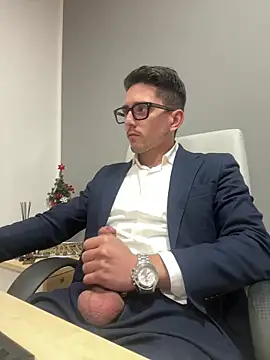 Snapshot of masterboss_ chatting on 01/07/26, 12:40 masterboss online show from 01/07/26, 12:40