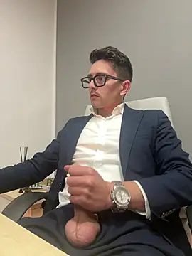 Snapshot of masterboss_ chatting on 02/03/26, 01:05 masterboss online show from 02/03/26, 01:05